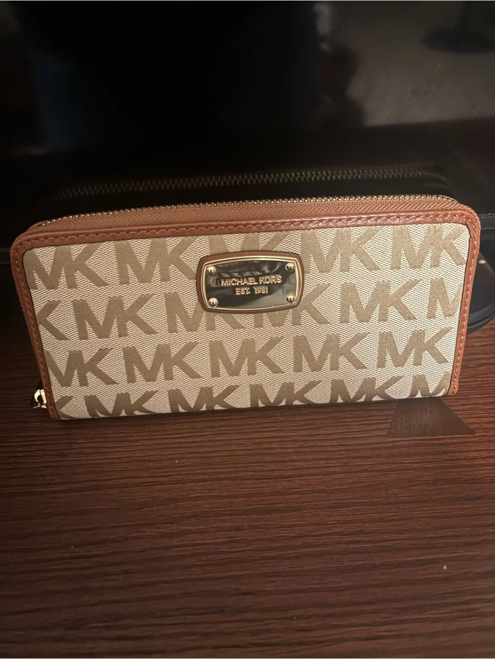 Michael Kors Cream & Tan MK Signature Drawstring Tote with Matching Wallet